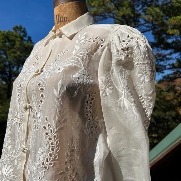 Vintage 70s Sheer Puff Sleeve Scalloped Eyelet Organza Blouse Edwardian Coquette - Picture 3 of 8